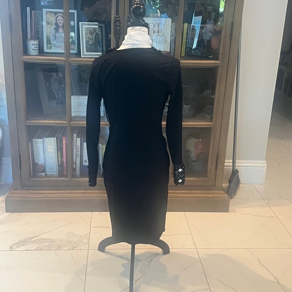 VENUS Black and White Dress - Picture 3 of 6